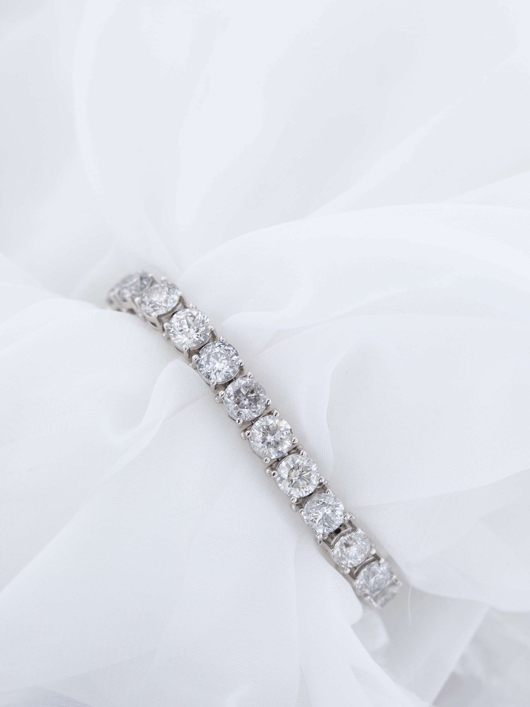 10K (WG/YG) Lab Grown Diamond Bracelet (7 inch)  - DEF Color, VVS-VS Clarity